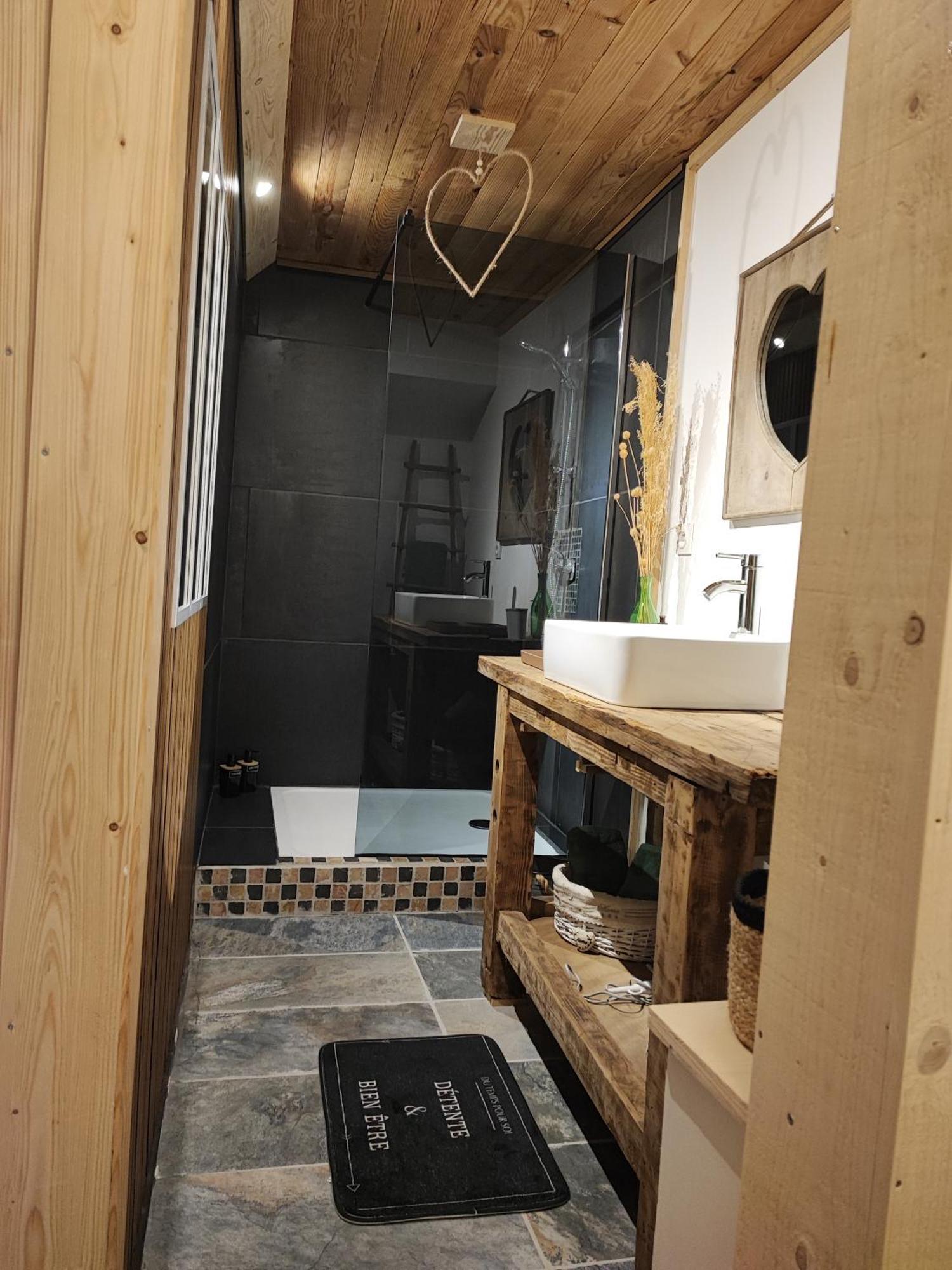 Appartement Chez Marie Et Aymeric Bages  Kültér fotó